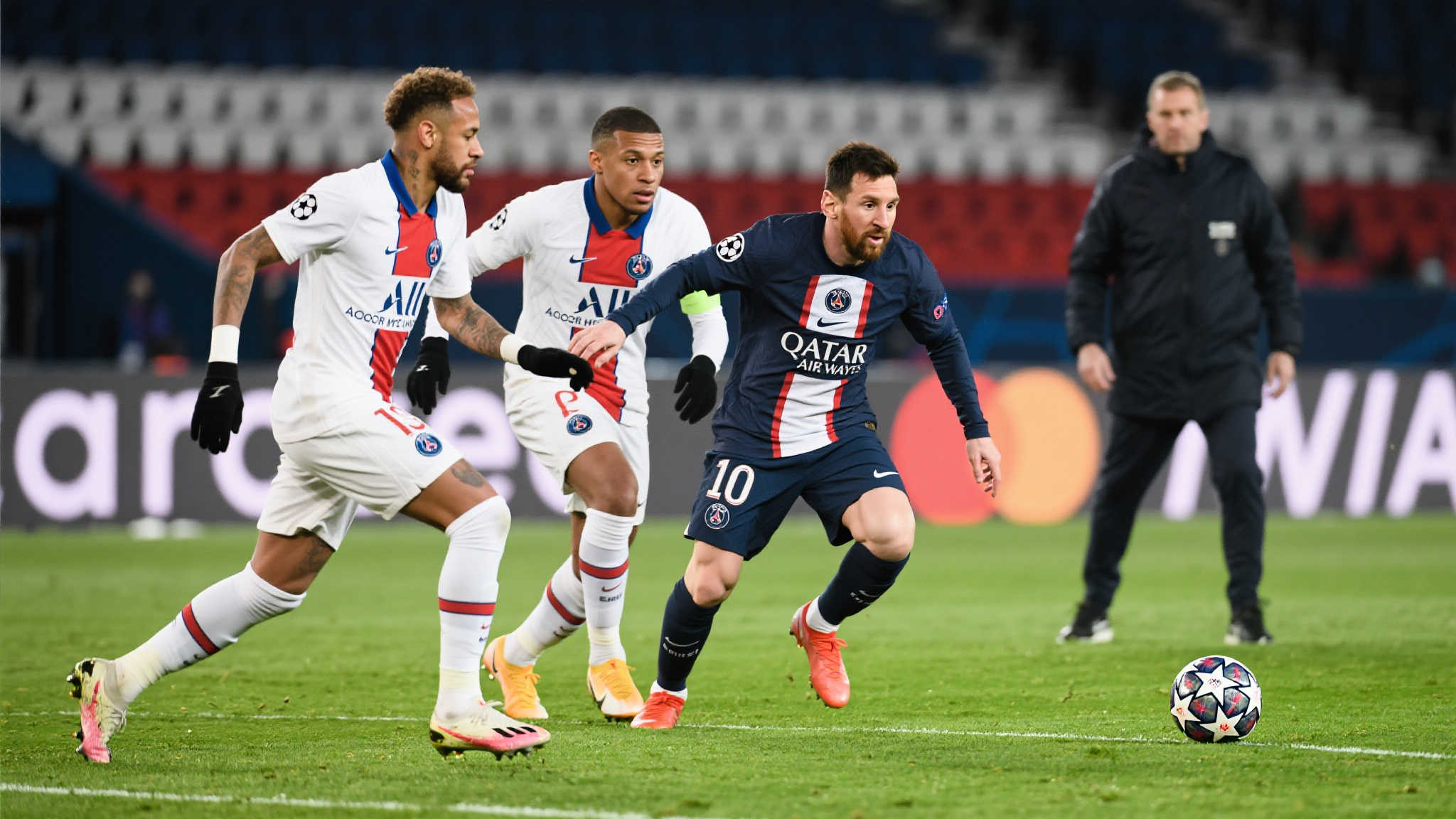 巴黎为何能夺冠？朗尼克直言：从未见过NMM如此积极回防